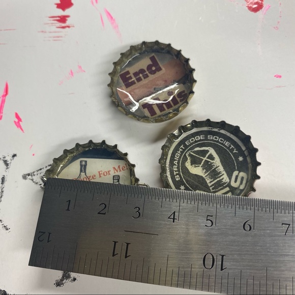 Misc., Bottle Caps for DIY Arts & Crafts Straight Edge - Picture 3 of 4